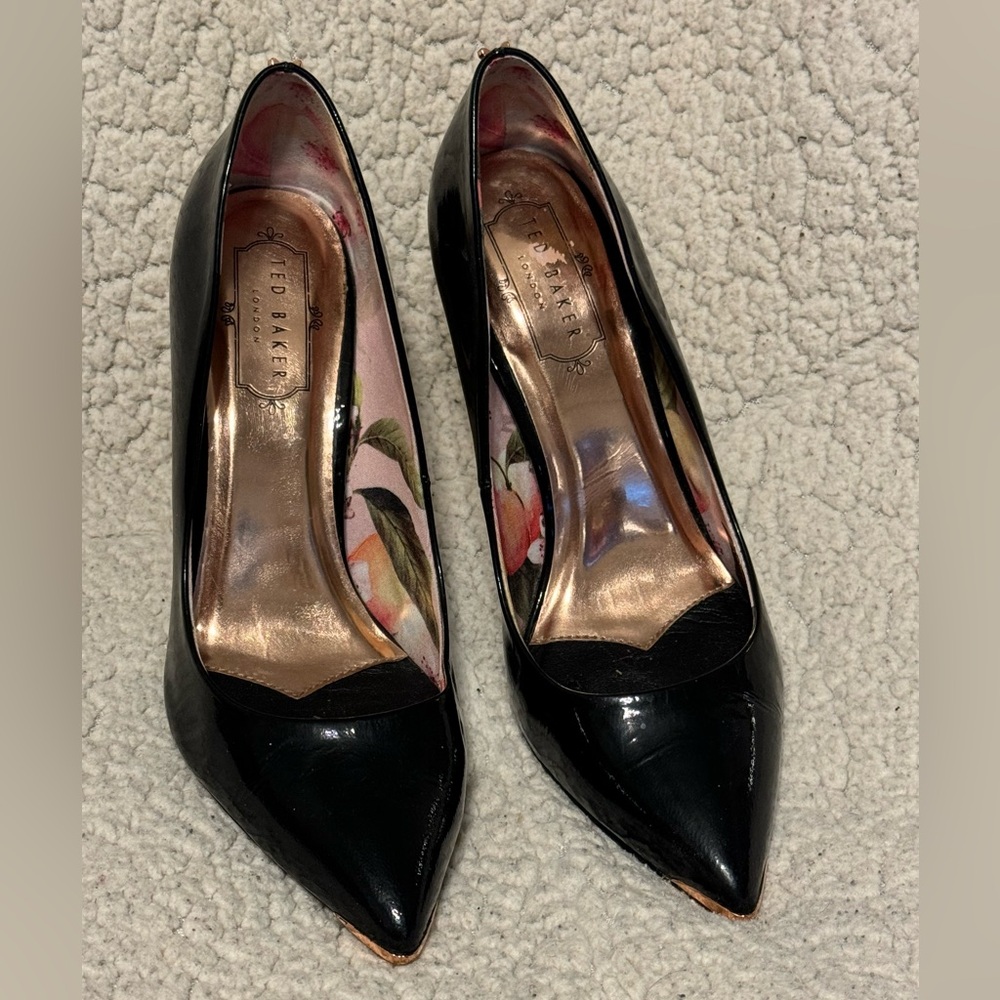 Ted Baker Black Patent Leather Stiletto Heels 37.5